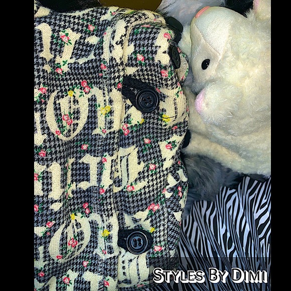 ✨Harajuku Lovers by Gwen Stefani Hoodie ✨ - Picture 6 of 9